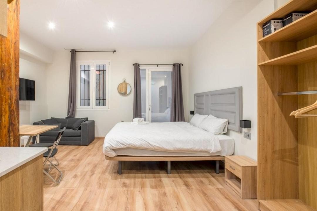 1 Bedroom 1 Bathroom Furnished - Justicia - Cozy - Mintystay Мадрид Экстерьер фото